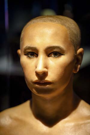 Reconstrucción facial del rey Tut